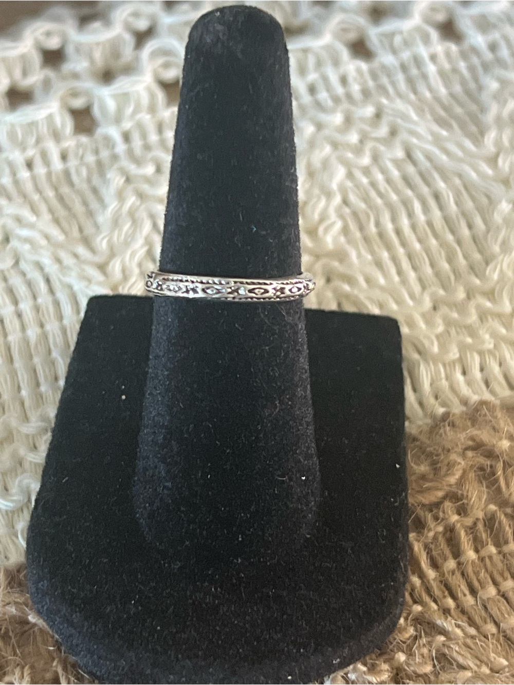 Floral Eternity Band size 4 -
30p4
